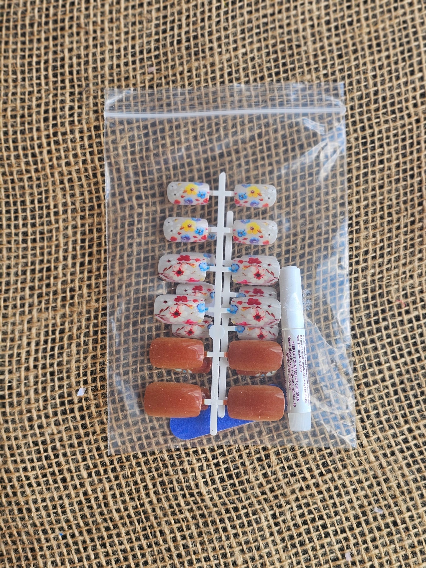 Fall Floral Press on Nails