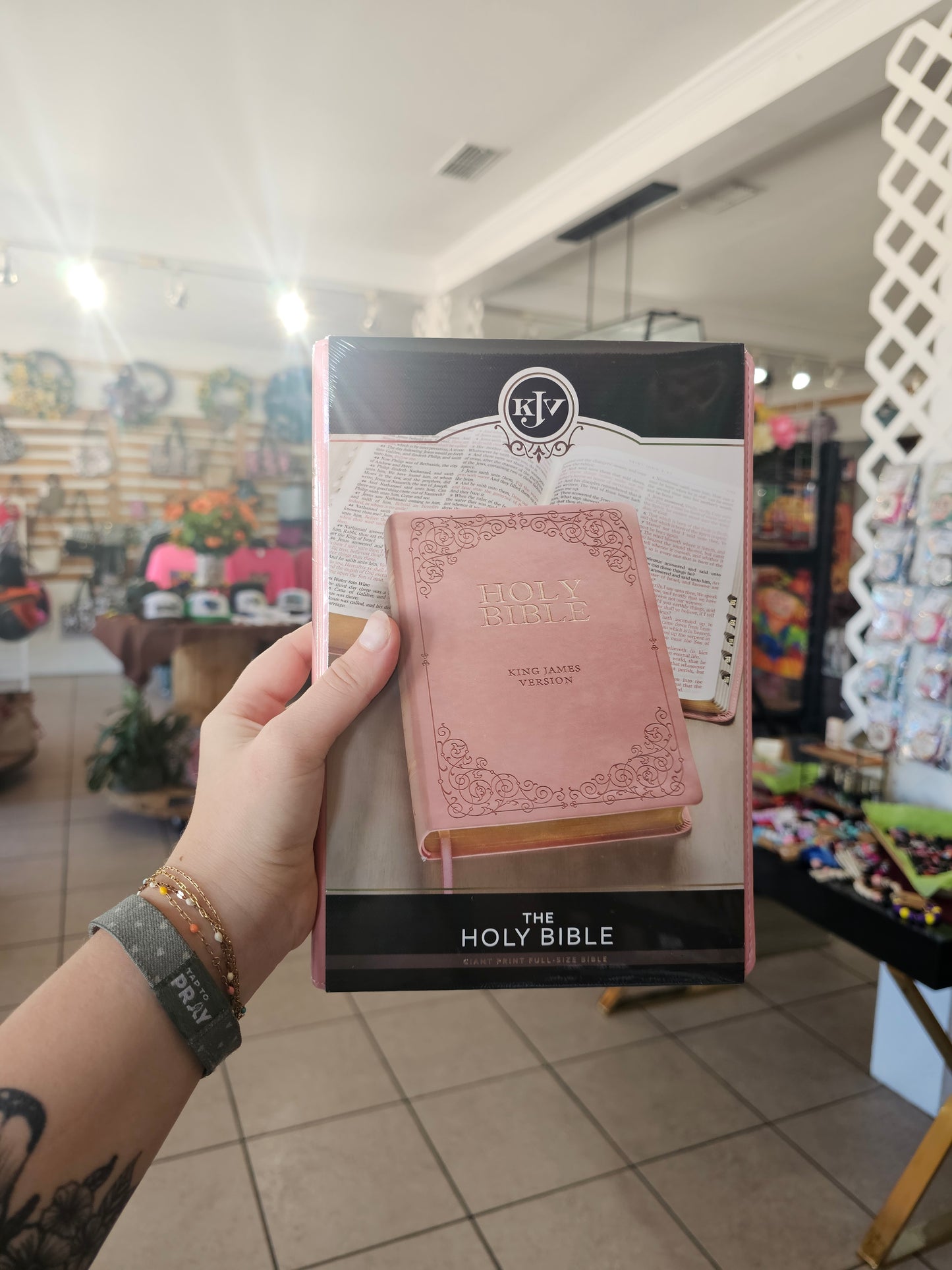 Giant Print Bible (Pink Leather) | KJV