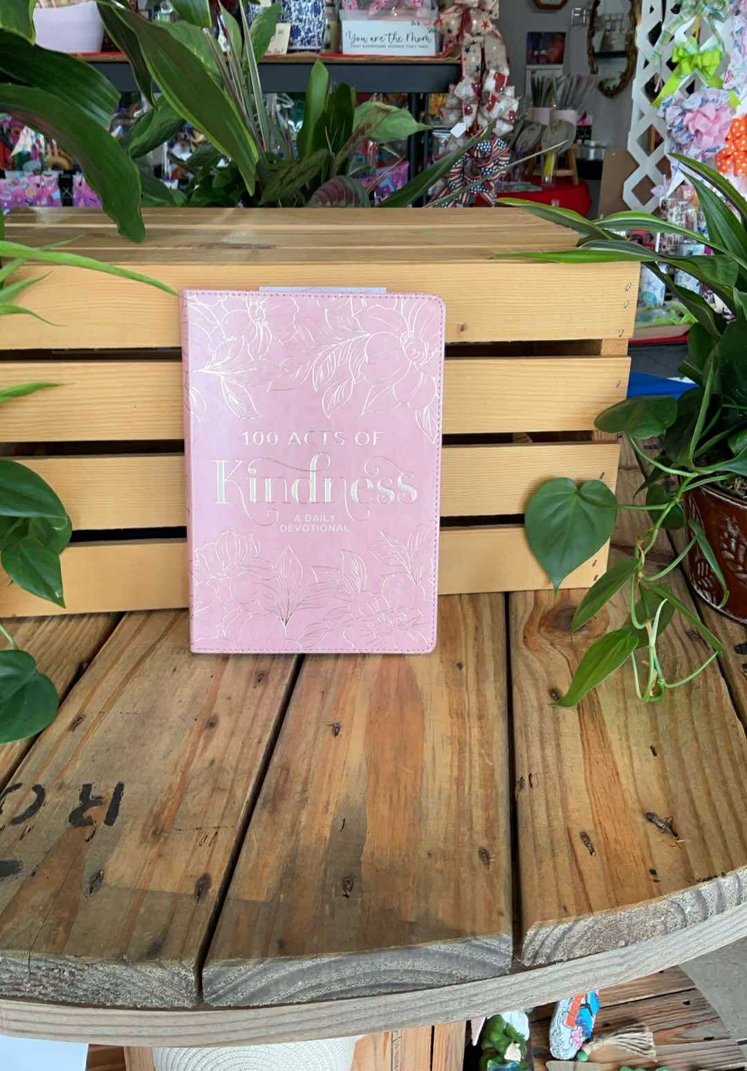 100 Acts of Kindness Devotional, Soft Leather-look