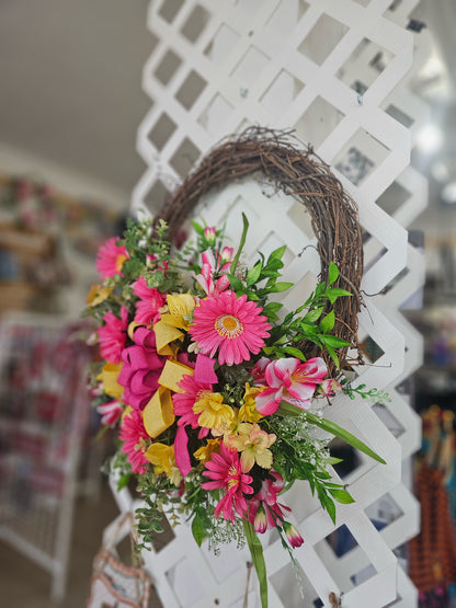 Pink Daisy Grapevine Wreath