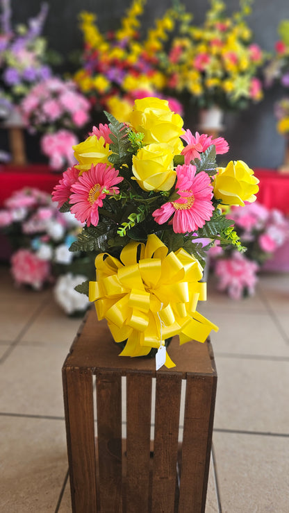 “Sunshine & Sweet Grace” Arrangement