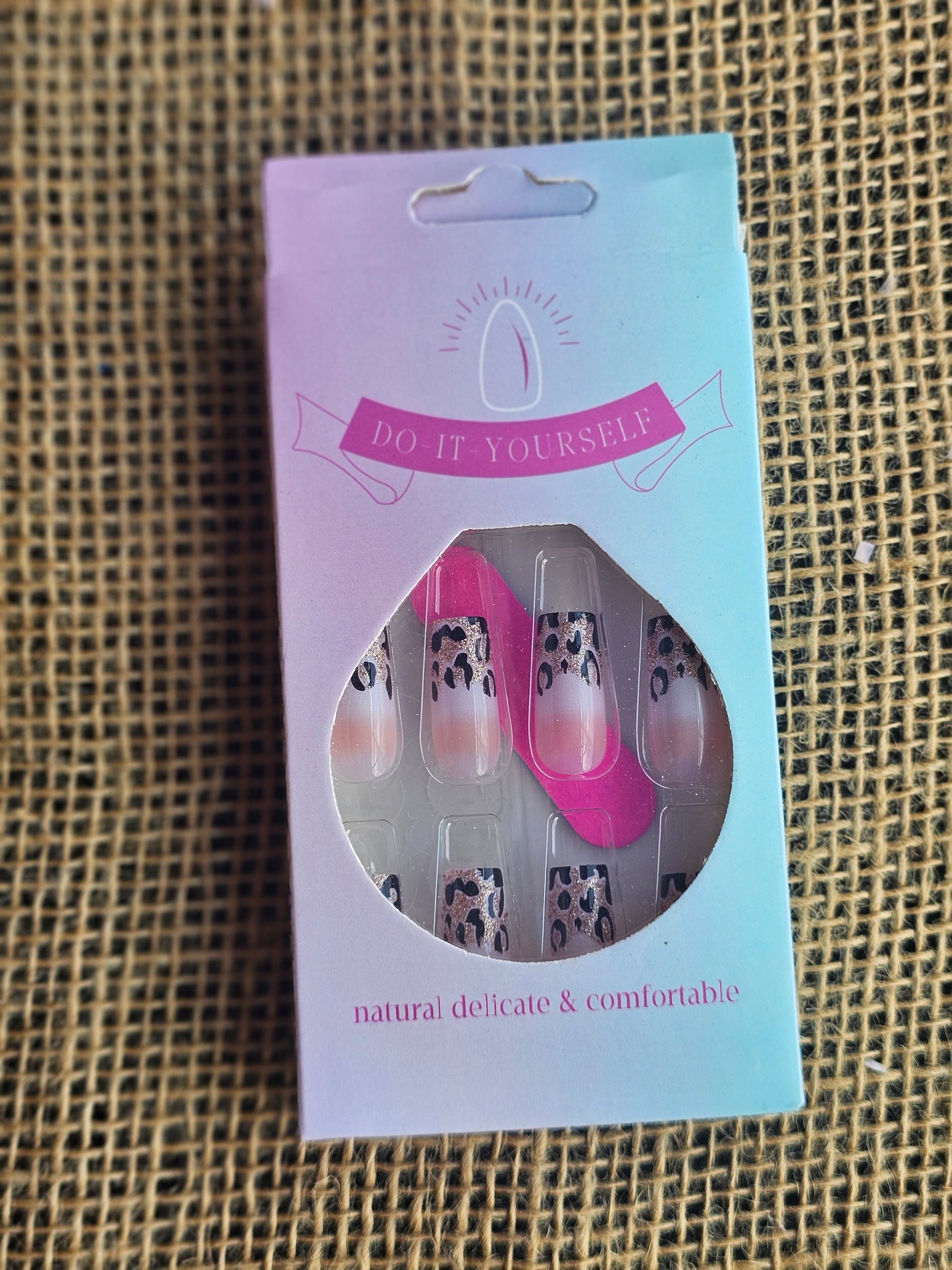 Leopard Press on Nails