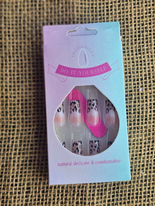 Leopard Press on Nails