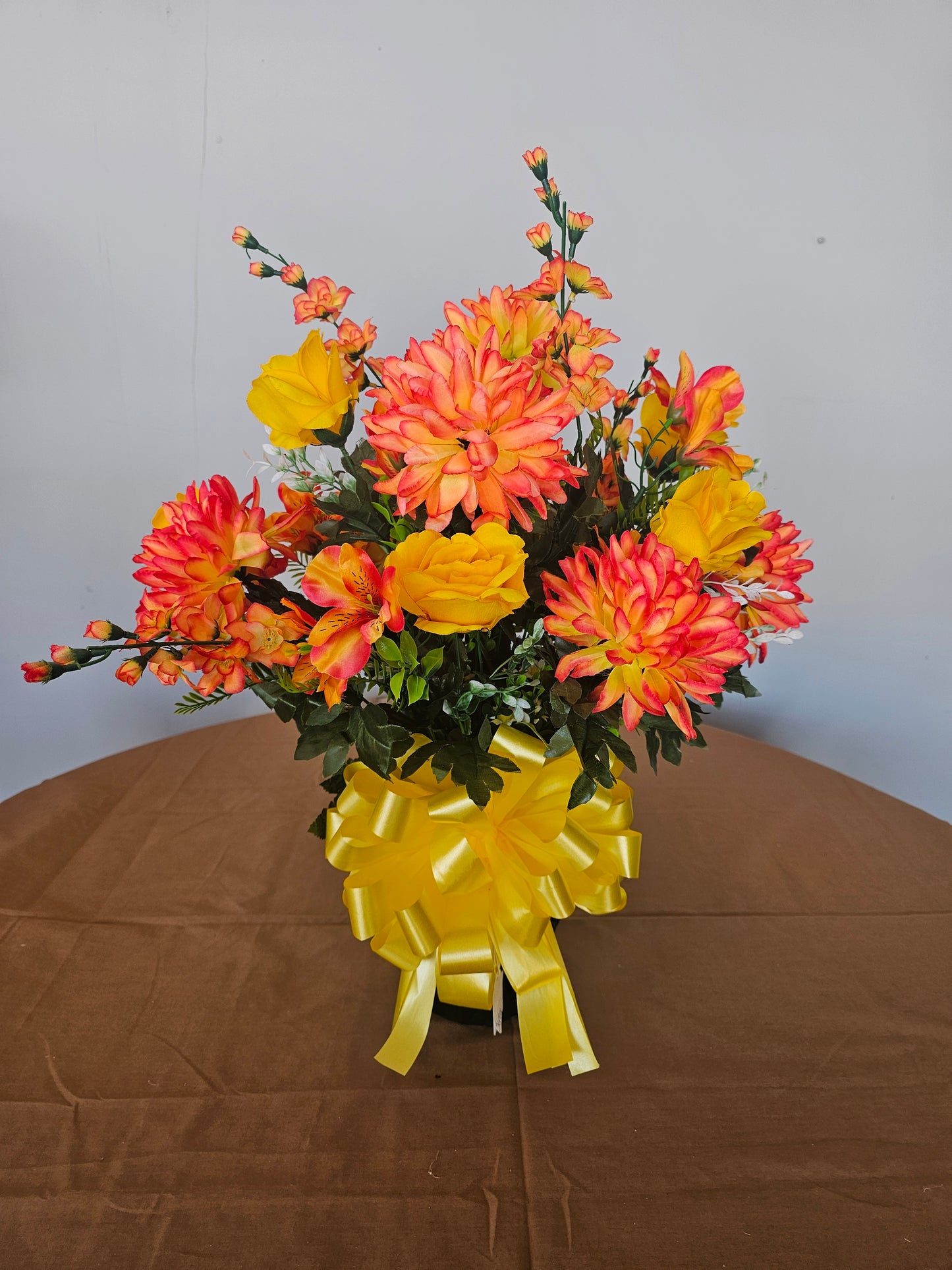 Amber Light Arrangement