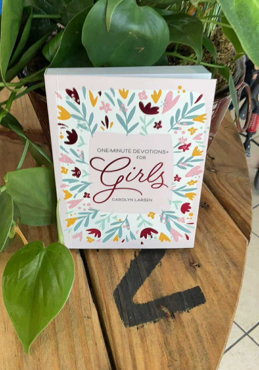 One-Minute Devotions for Girls