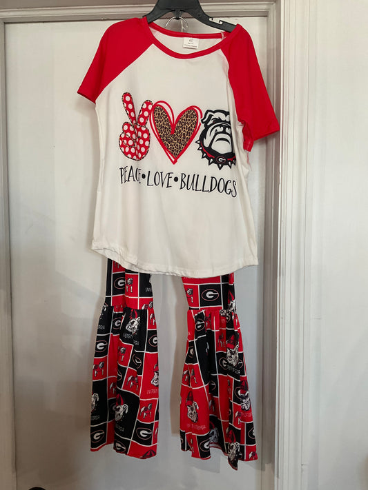 Peace ,love ,Georgia Bulldogs